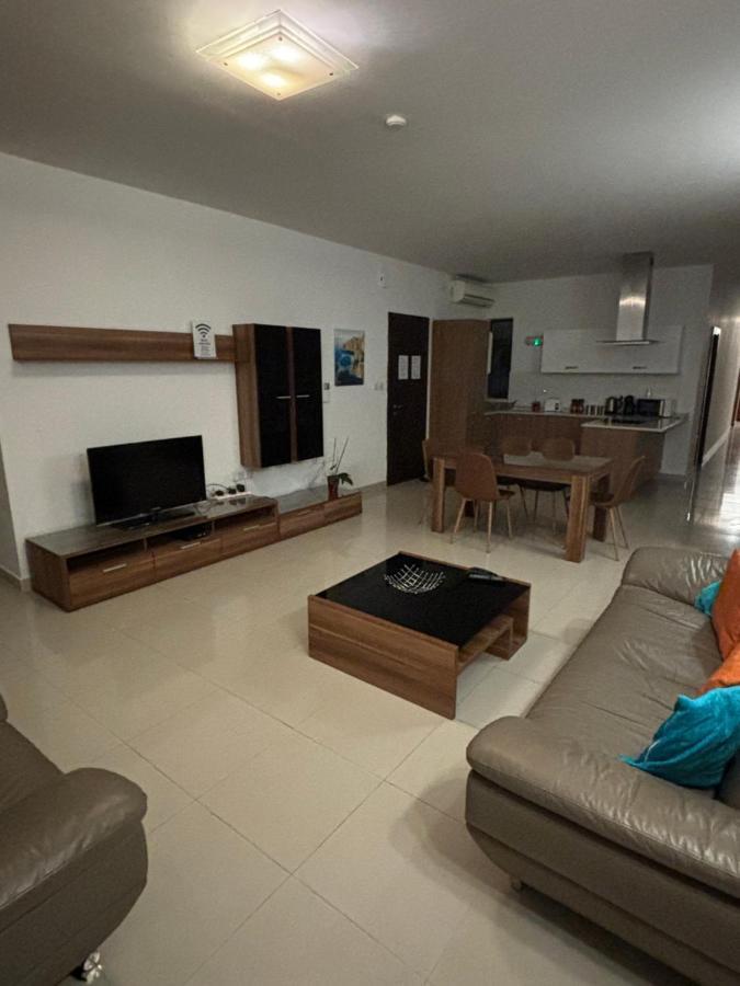 Belmonte Flat Apartment Слима Екстериор снимка